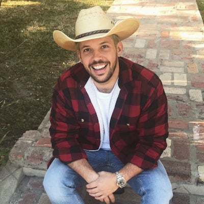 De 32-años 172 cm de altura Heath Hussar en 2025 foto