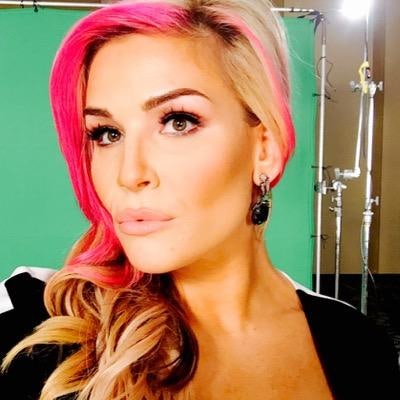 Nattie Athlete The Shorty Awards